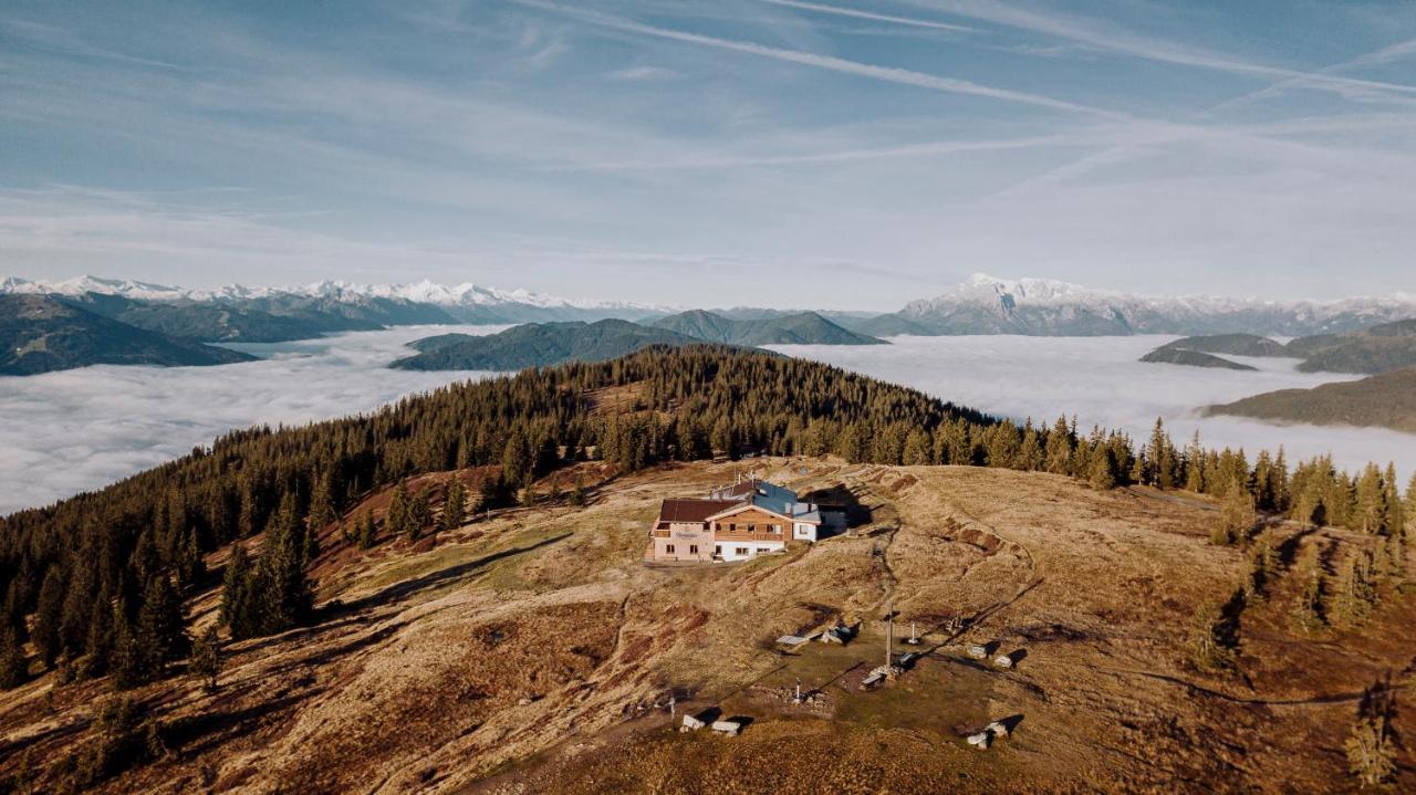 Radstaedter Huette Im Winter Nicht Mit Dem Auto Erreichbar Wunderschoene Alleinlage Schwemmberg Exteriér fotografie