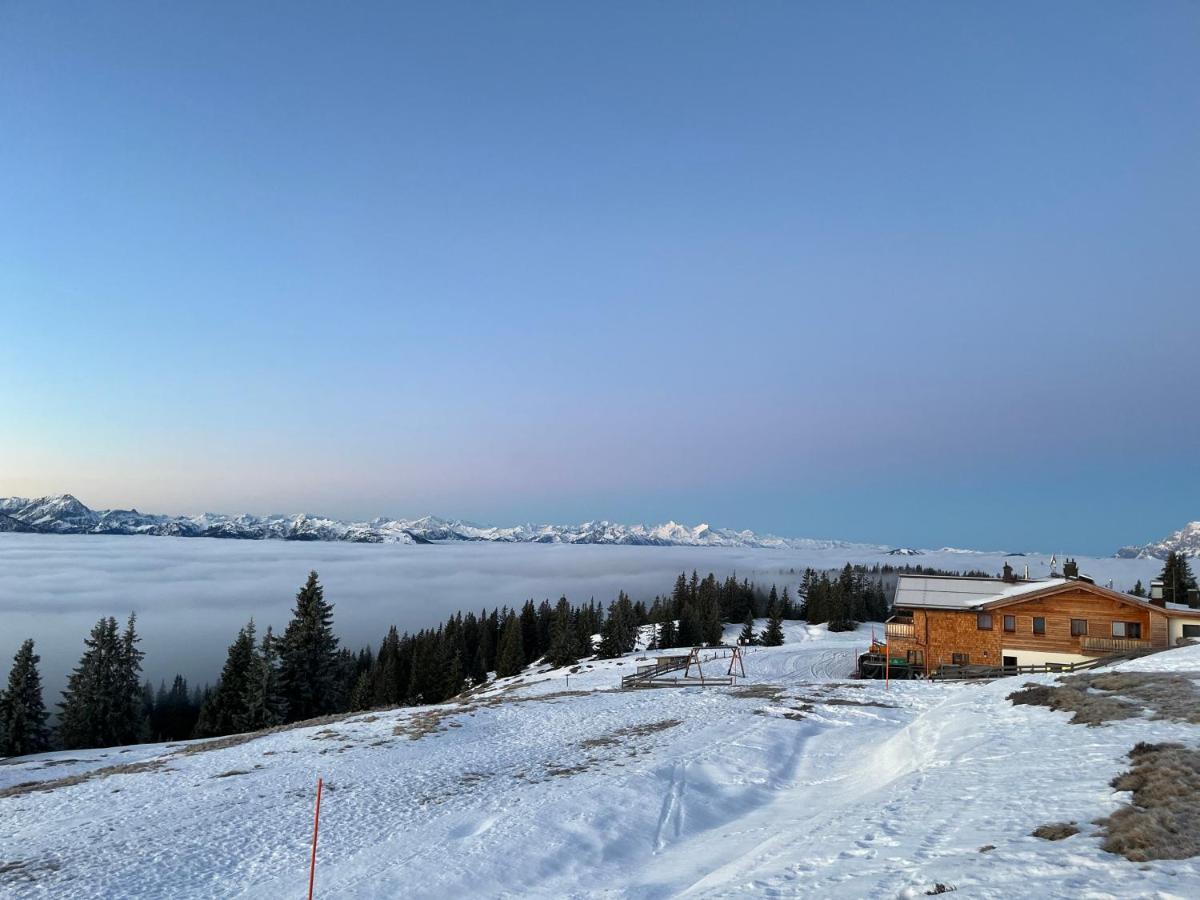 Radstaedter Huette Im Winter Nicht Mit Dem Auto Erreichbar Wunderschoene Alleinlage Schwemmberg Exteriér fotografie
